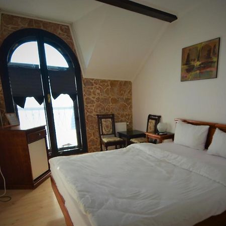 Gala - Guesthouse Oradea Exterior foto
