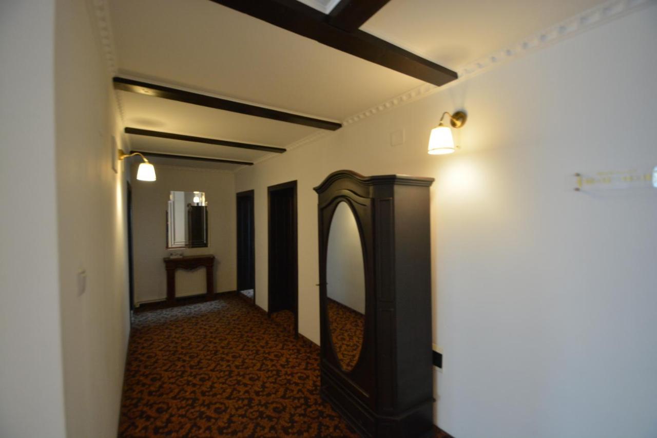 Gala - Guesthouse Oradea Exterior foto
