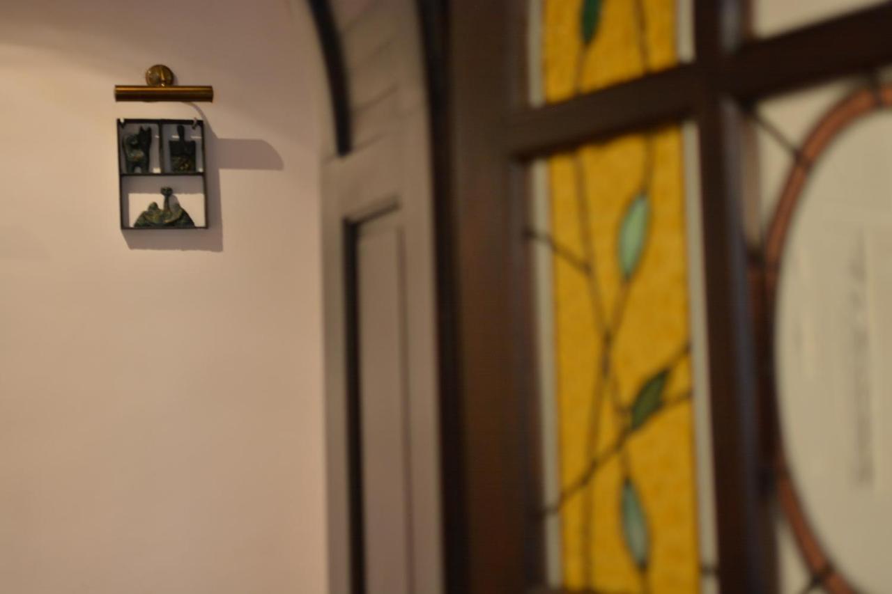 Gala - Guesthouse Oradea Exterior foto